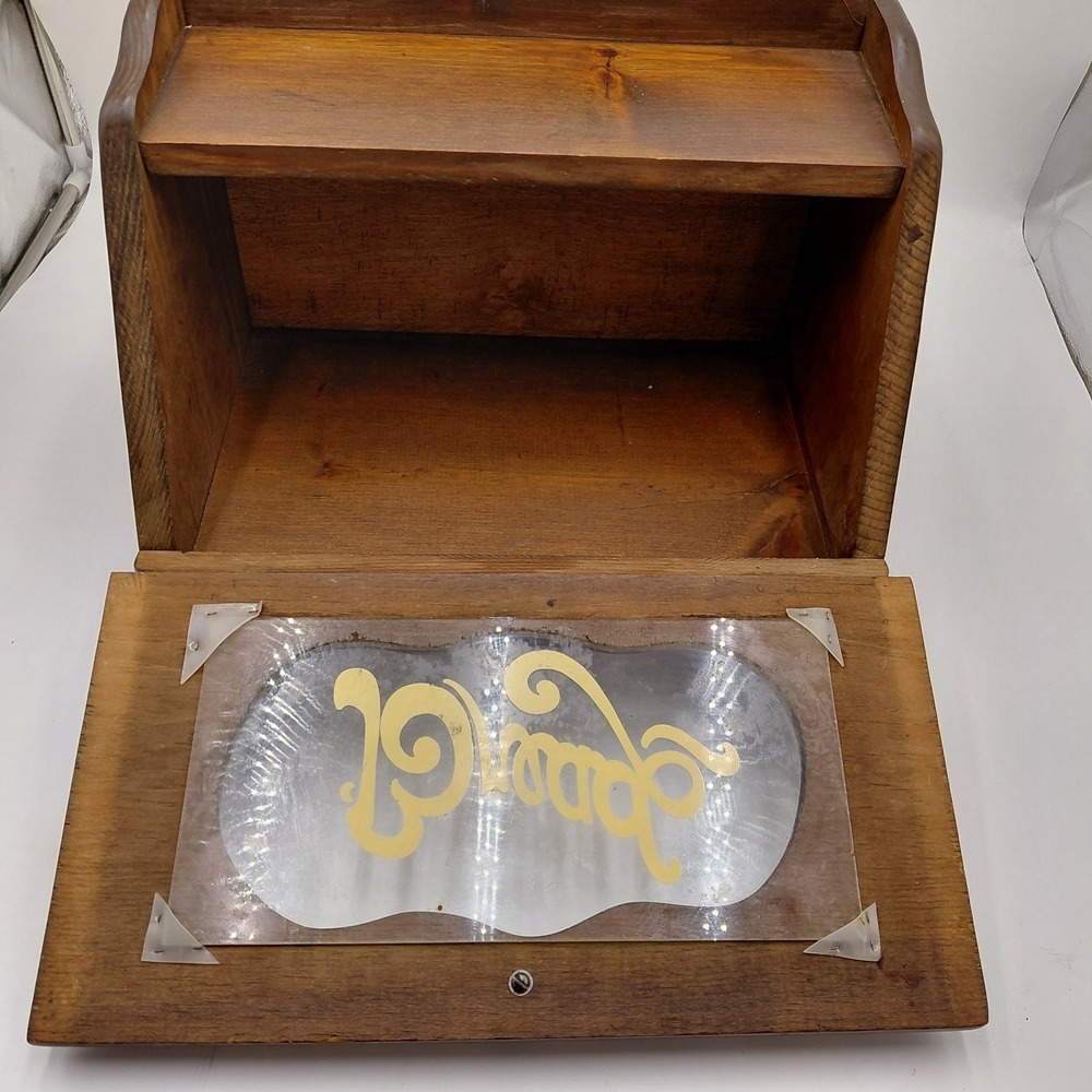 Vtg Wood Bread Box Stencil Design Glass Face Farmhouse Breadbox Cottagecore - Picture 2 of 9